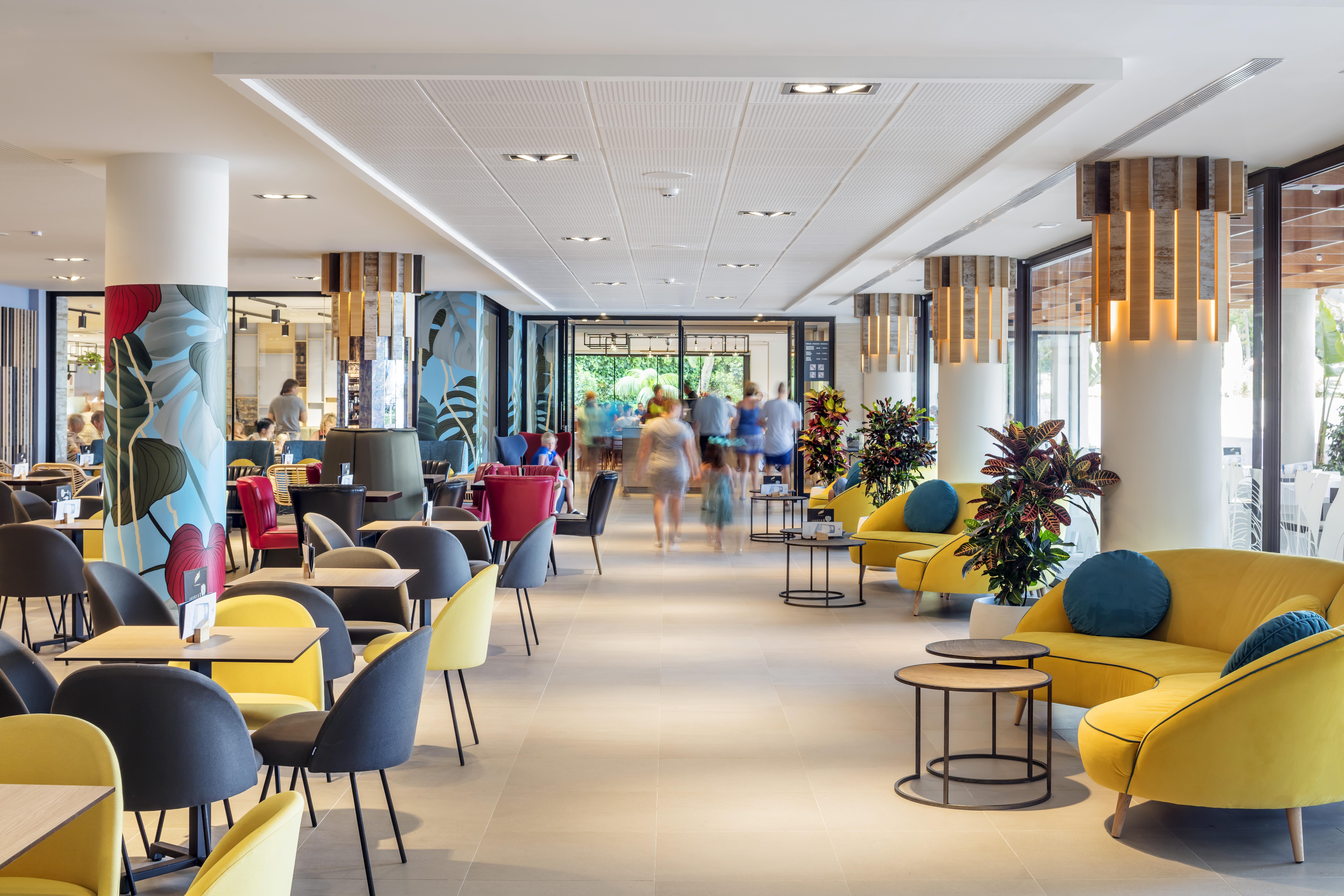 Aqua Hotel The Breeze (Adults Only +18) All Inclusive Santa Susanna Exterior photo